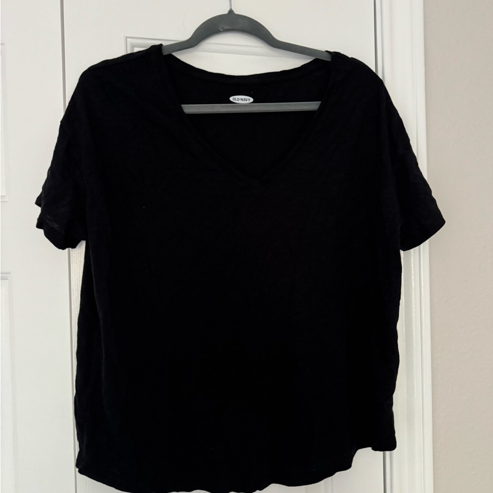 Old Navy Black Short Sleeve V-Neck Tee